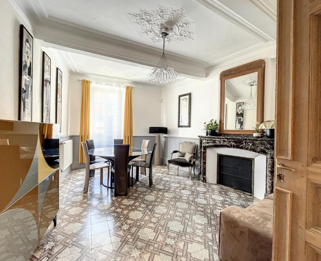 L'Oiseau Bleu Suite Merle Bleu Roubia Экстерьер фото